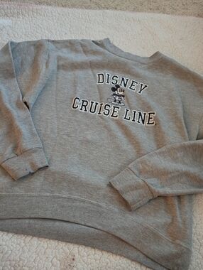 Disney Cruise line vintage Gray Mickey Cruise Line Sweatshirt